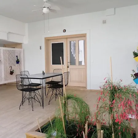 Merkezde Denize 50 Adim A Apartment *