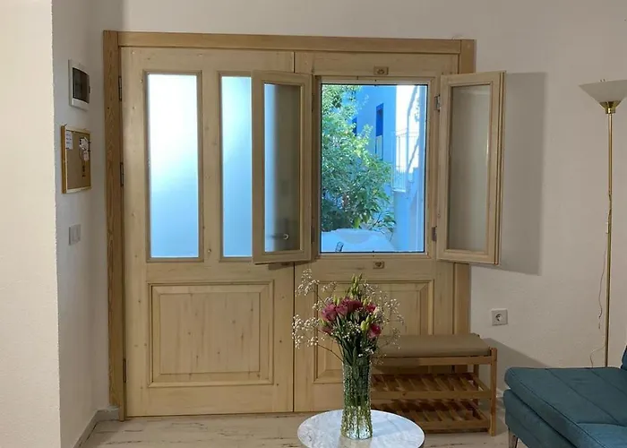 Merkezde Denize 50 Adım A