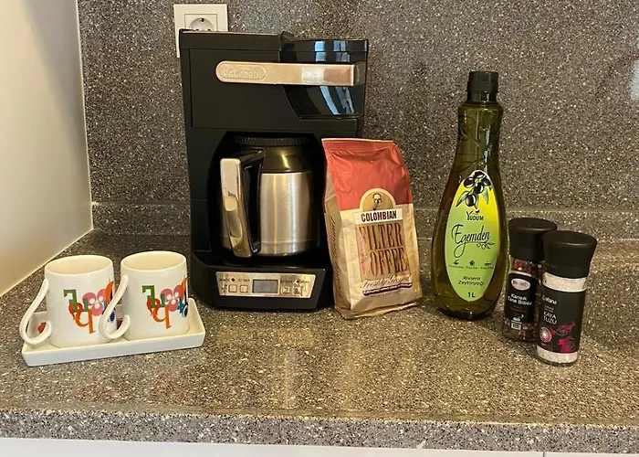 Merkezde Denize 50 Adim A Apartman *